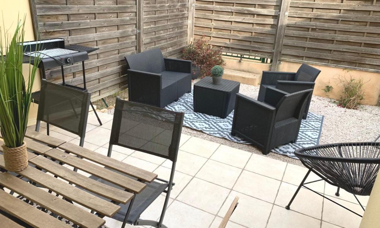 Maison T4 -Jardin+ Parking+ Clim -Proche Remparts Aigues-Mortes Exterior photo